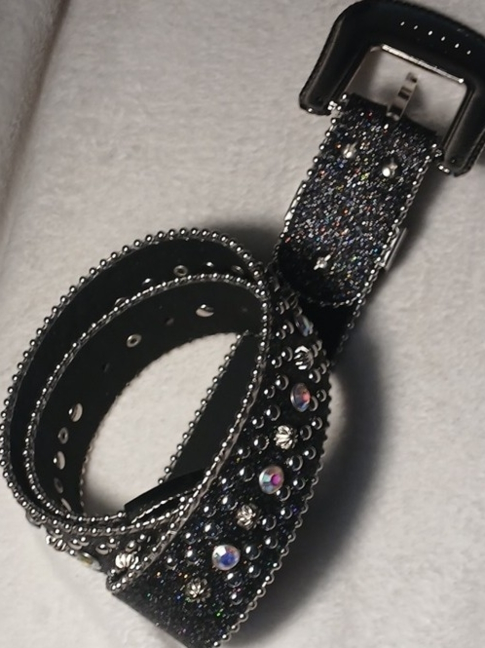 Black Crystal-Embellished Women's Belt with Silver Stud Accents